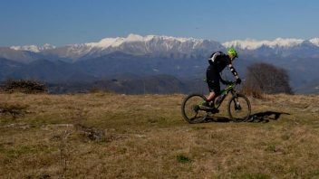 biking-adventure-header