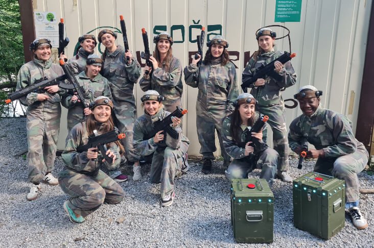 Laser tag dekliščina